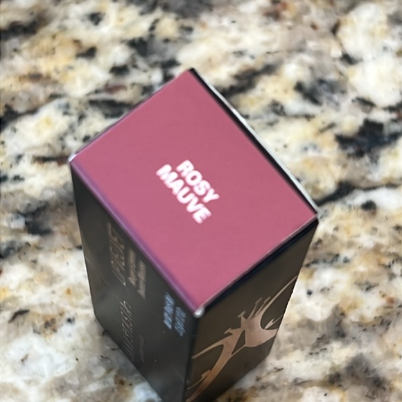 ⚡️💕Anastasia Beverly Hills Rosy Mauve Lip Velvet - Picture 9 of 10